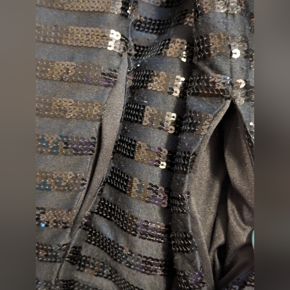 Nicole Miller Stripped Sequined Midi Dress. Size: 14 - Picture 4 of 8